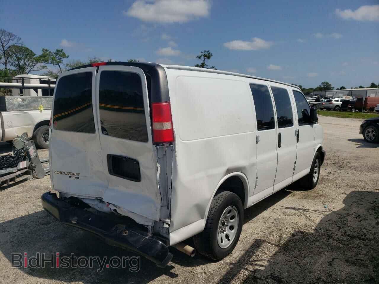 2014 CHEVROLET EXPRESS - VIN: 1GCSGAFX9E1152441 - Фото 4