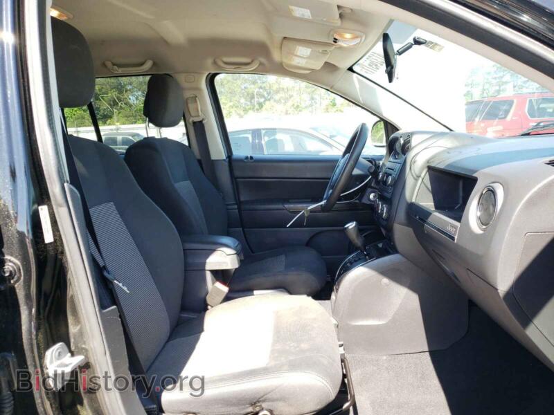 2012 Jeep COMPASS (VIN 1C4NJCBA6CD553923) — фото 5 из 10