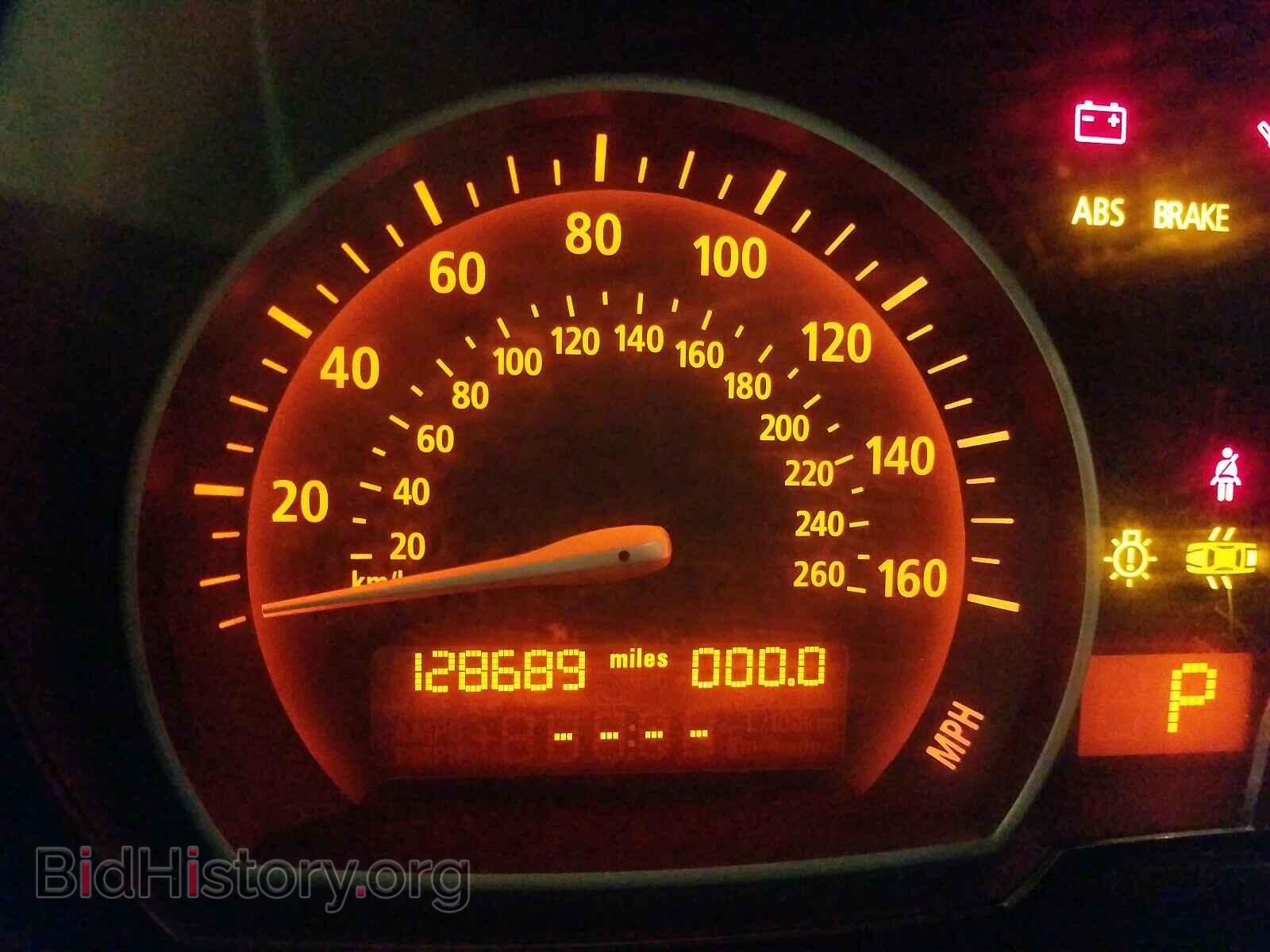 2007 BMW X3 - VIN: WBXPC93467WF28647 - Фото 8