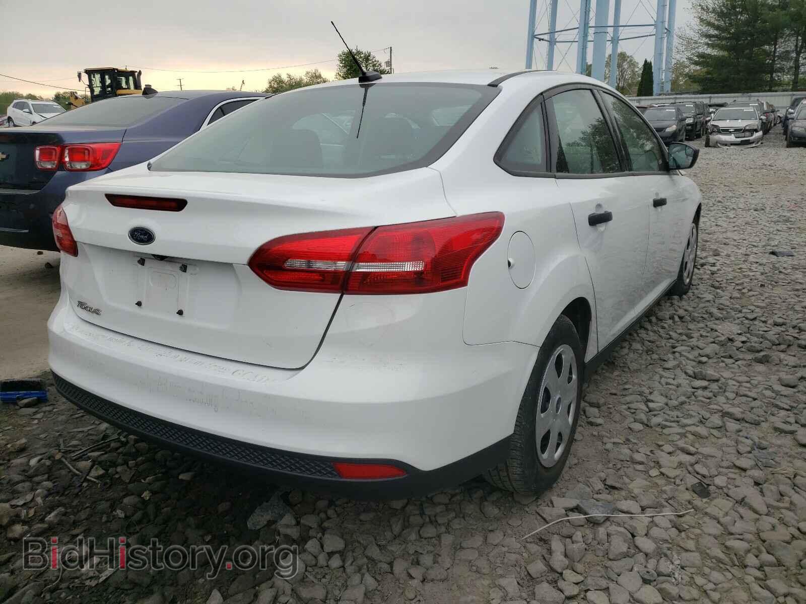 2016 FORD FOCUS - VIN: 1FADP3E2XGL374929 - Photo 4