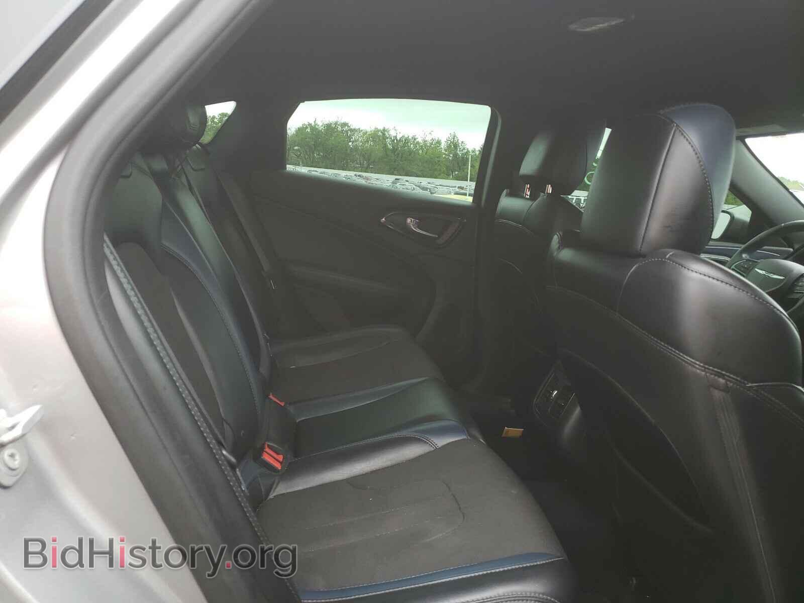 2015 CHRYSLER 200 - VIN: 1C3CCCBGXFN702620 - Photo 6