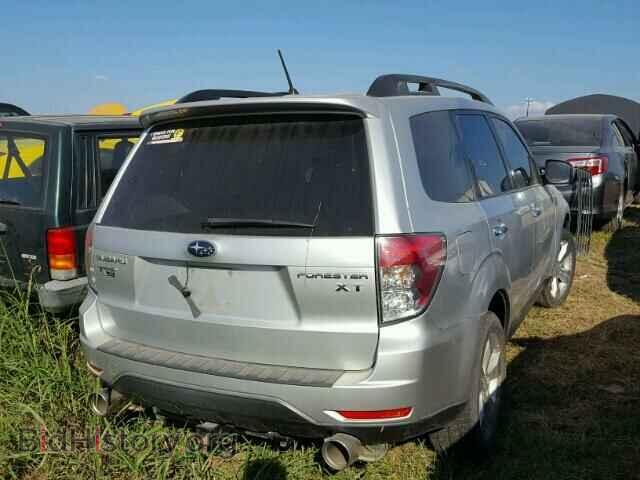 2010 SUBARU FORESTER - VIN: JF2SH6FC2AH766032 - Photo 4