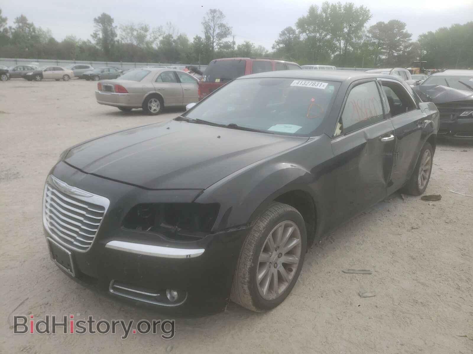 2011 CHRYSLER 300 - VIN: 2C3CA5CGXBH595569 - Фото 2