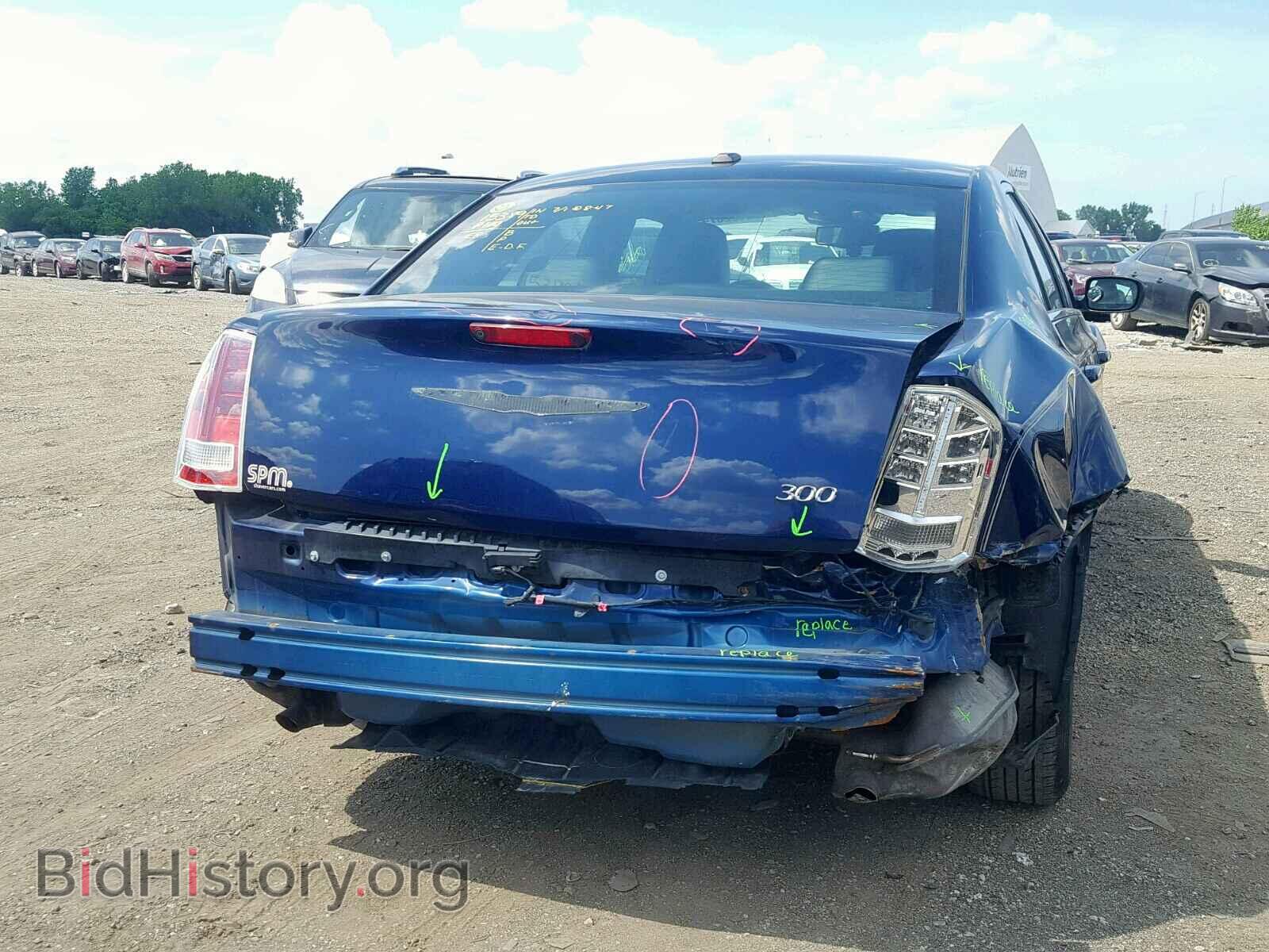 2014 CHRYSLER 300 - VIN: 2C3CCAAG0EH288552 - Фото 9