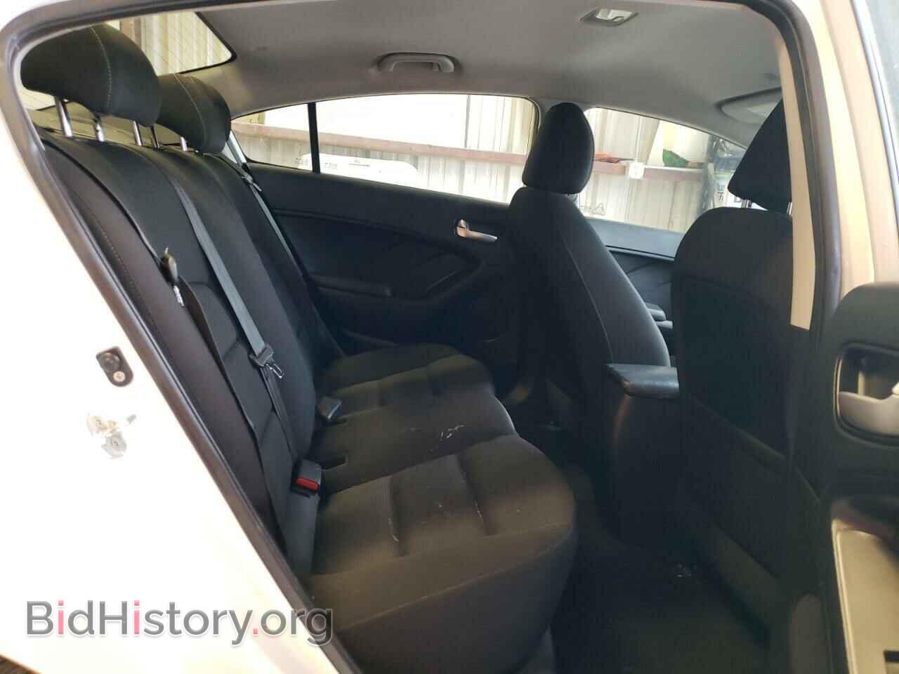 2017 KIA FORTE - VIN: 3KPFK4A76HE064022 - Фото 10