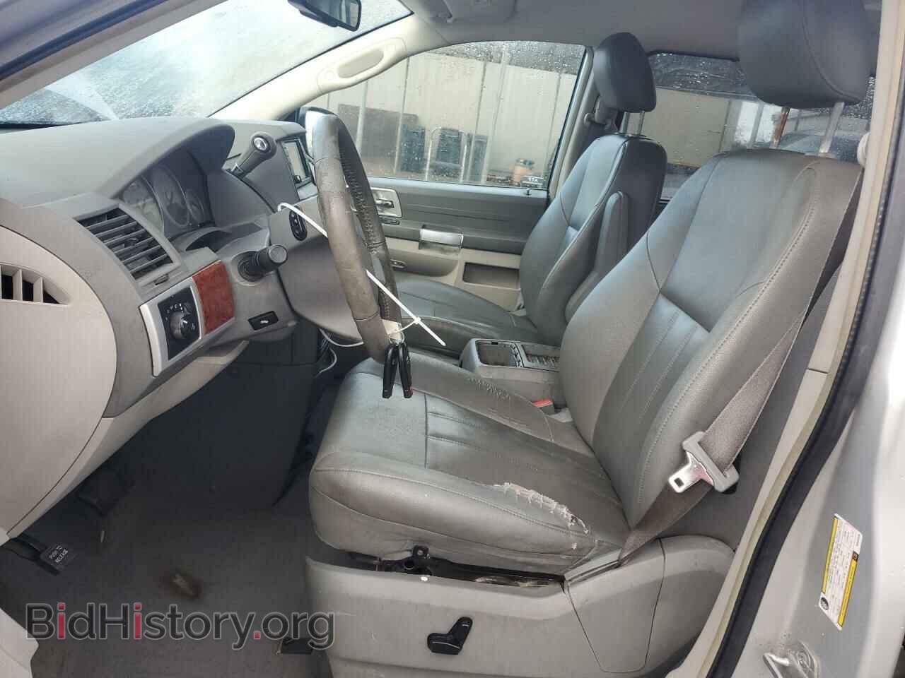 2008 CHRYSLER MINIVAN - VIN: 2A8HR54P38R666938 - Фото 7