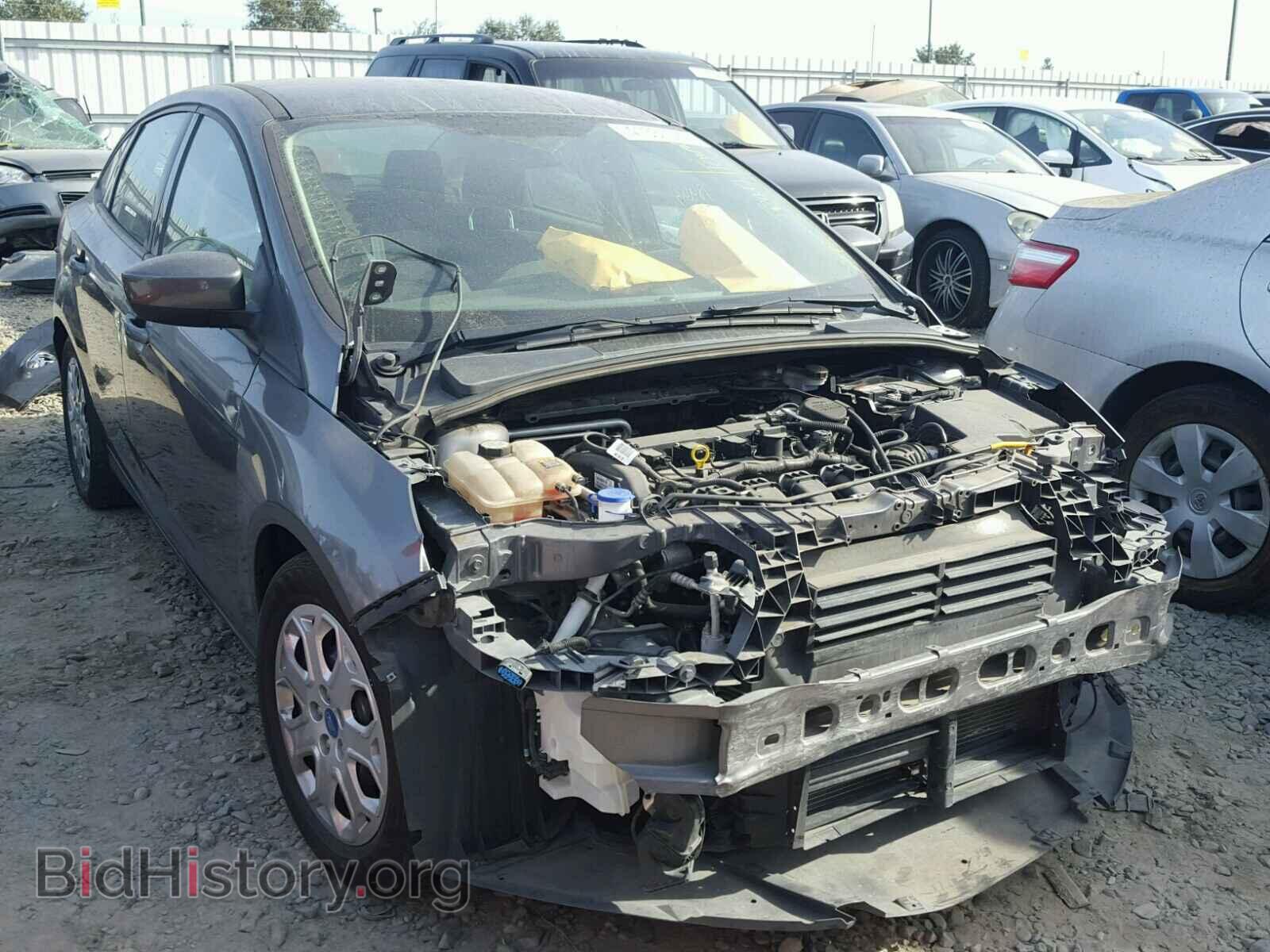 Photo 1FAHP3F2XCL135911 - FORD FOCUS 2012