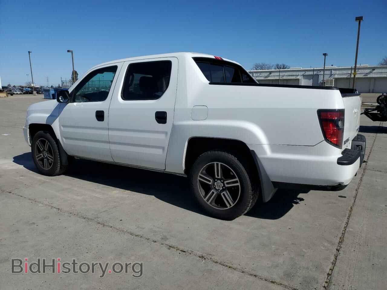 2013 HONDA RIDGELINE - VIN: 5FPYK1F73DB013671 - Фото 2