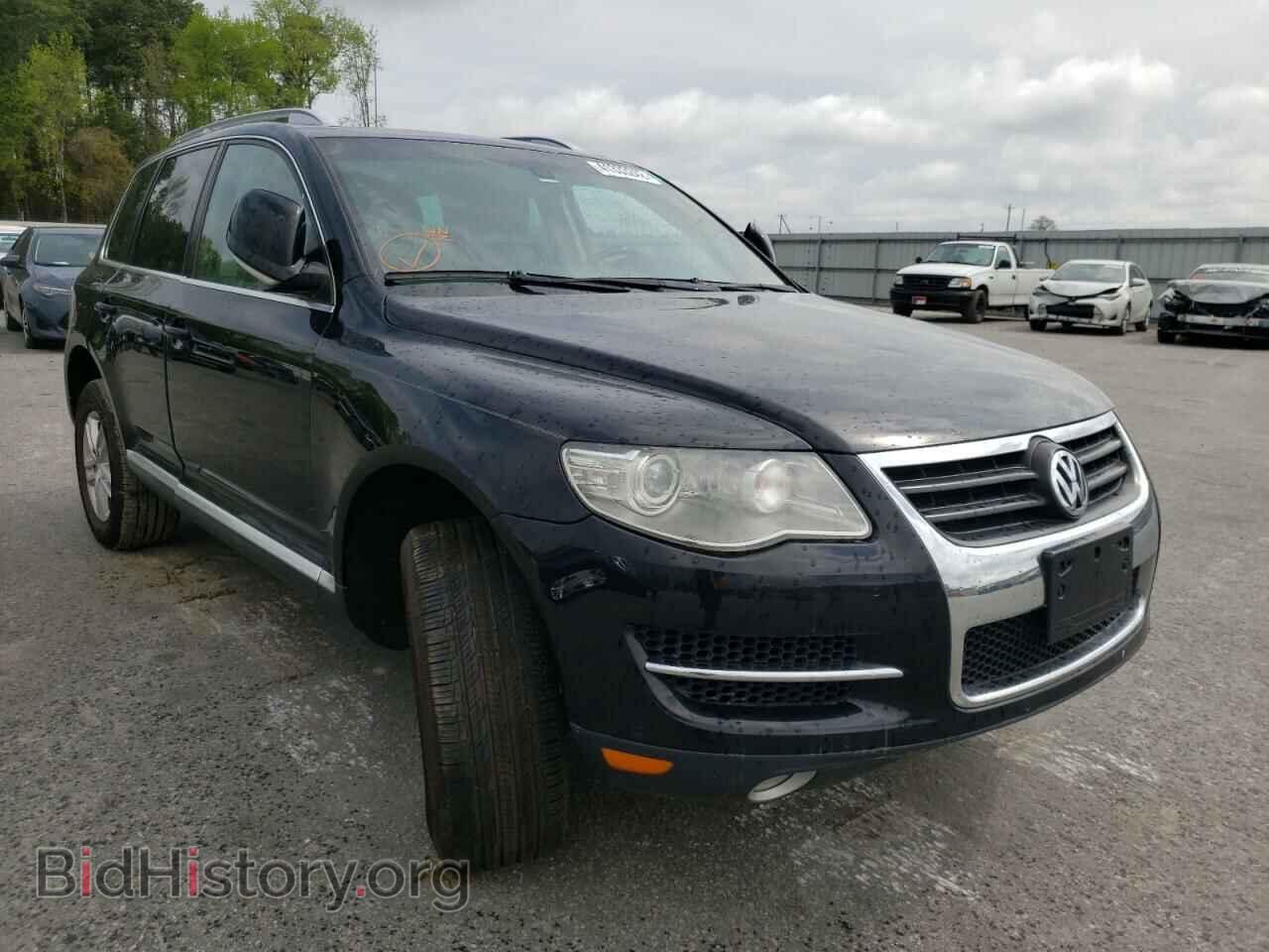 Фотография WVGBF7A91AD003198 - VOLKSWAGEN TOUAREG 2010