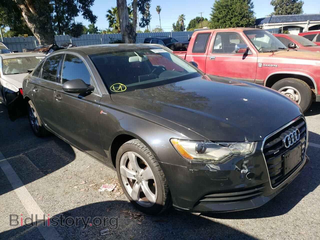 Photo WAUGGAFC5CN046722 - AUDI A6 2012