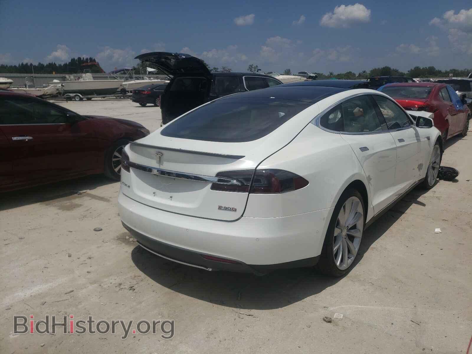 2015 TESLA MODEL S - VIN: 5YJSA1E49FF107632 - Фото 4