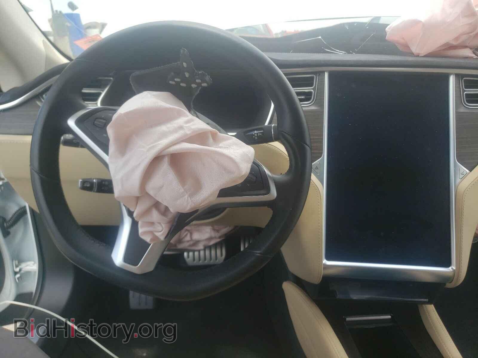 2015 TESLA MODEL S - VIN: 5YJSA1E49FF107632 - Фото 9
