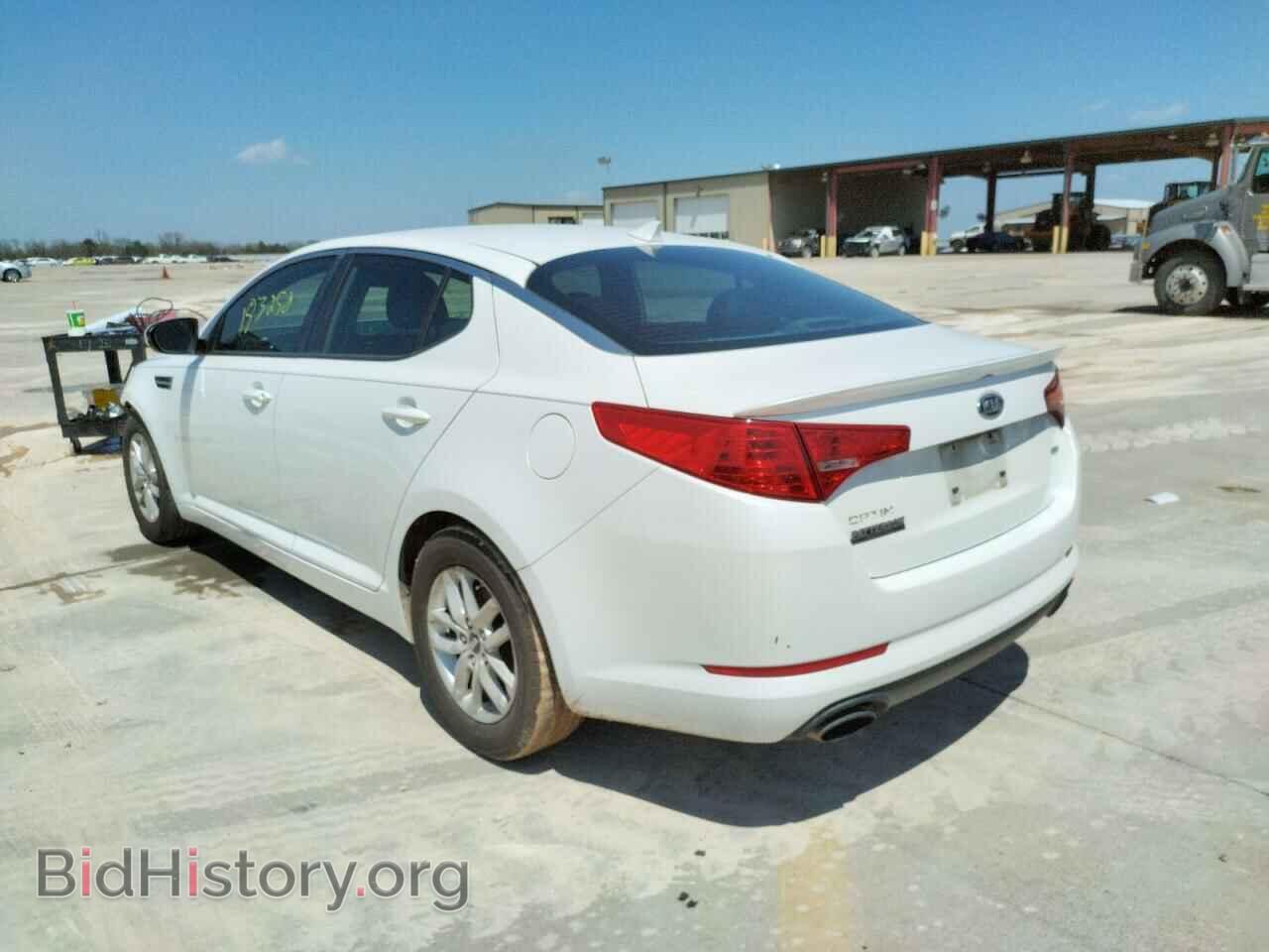 2011 KIA OPTIMA - VIN: KNAGM4A70B5132555 - Фото 3