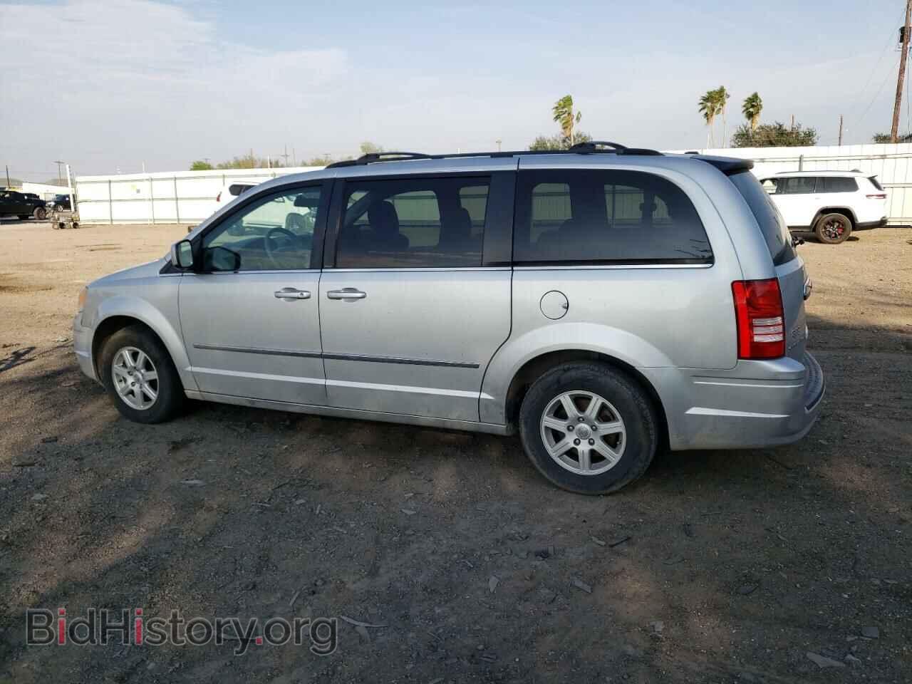 2010 CHRYSLER MINIVAN - VIN: 2A4RR5D13AR212230 - Фото 2