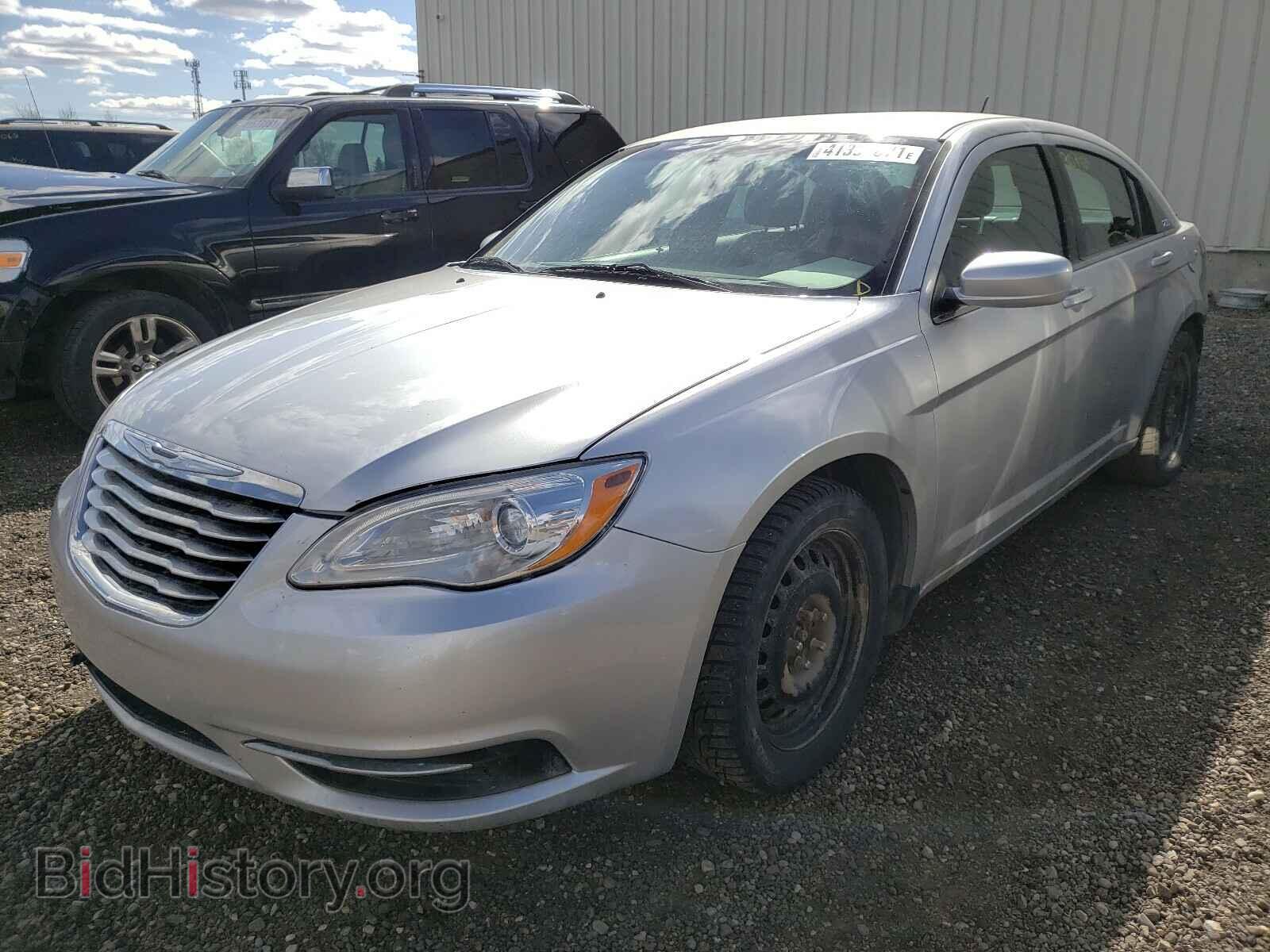 2012 CHRYSLER 200 - VIN: 1C3CCBAB8CN296395 - Фото 2