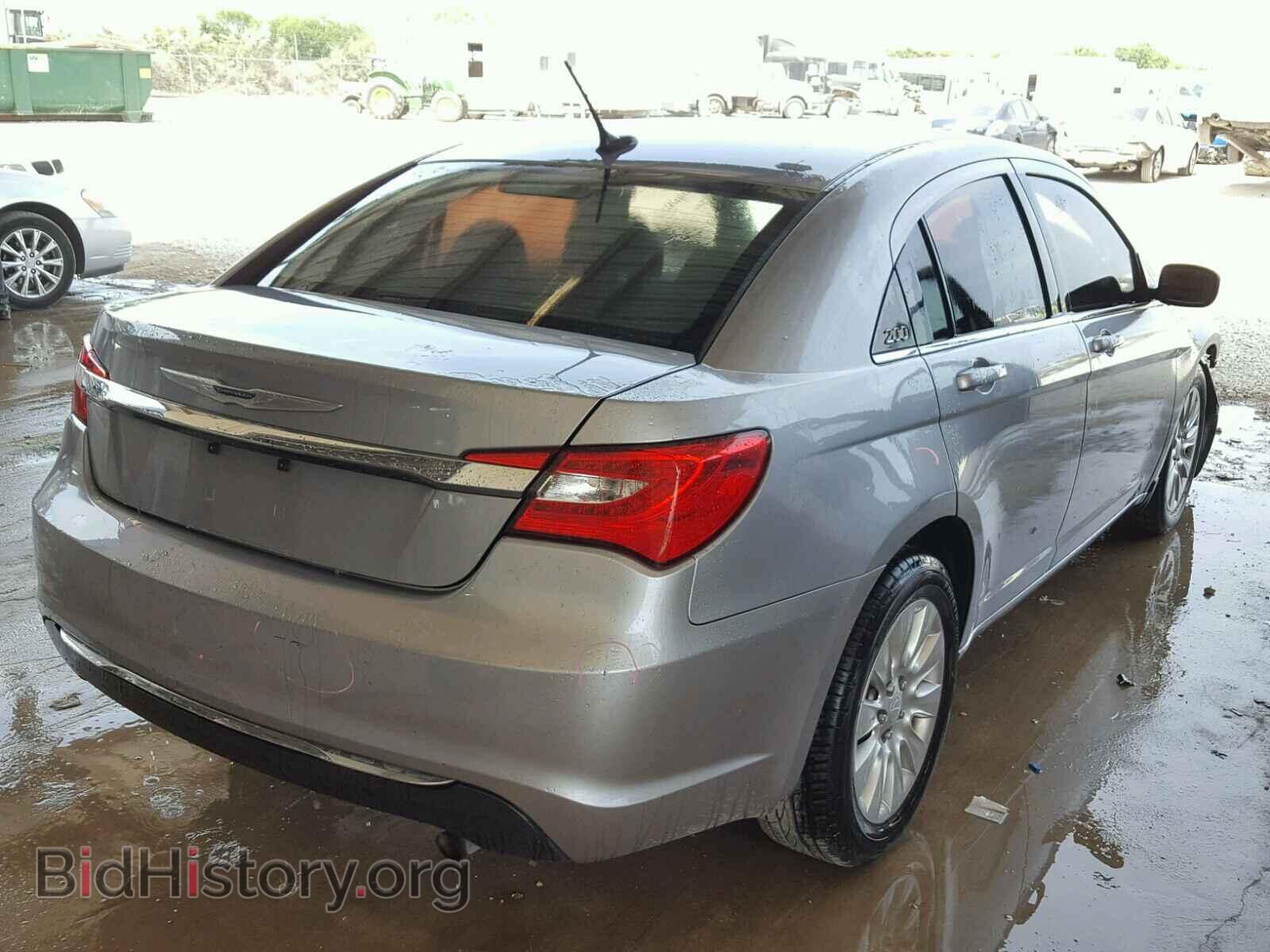 2013 CHRYSLER 200 - VIN: 1C3CCBAB3DN647425 - Photo 4
