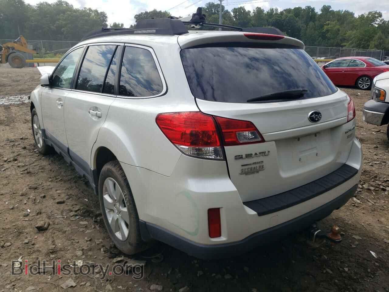 2011 SUBARU OUTBACK - VIN: 4S4BRBCC5B3411682 - Photo 3
