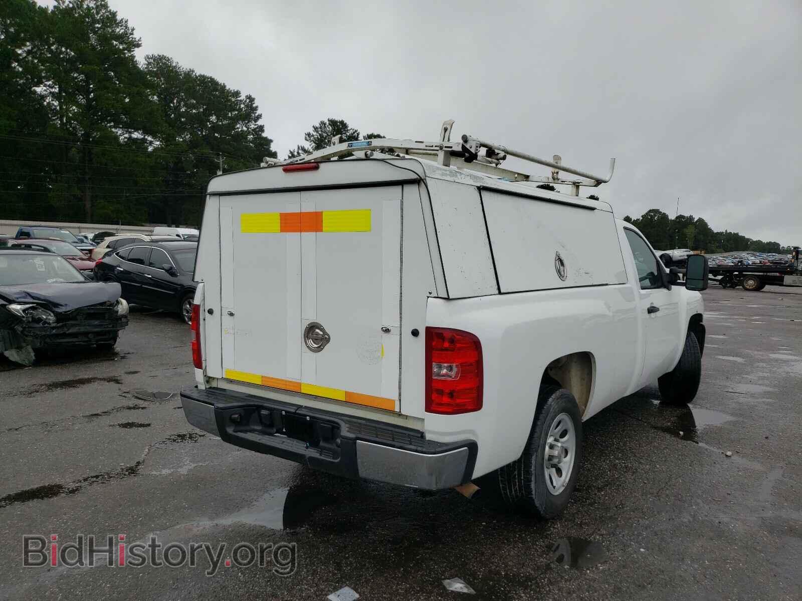 2013 CHEVROLET SILVERADO - VIN: 1GCNCPEX8DZ900304 - Фото 4