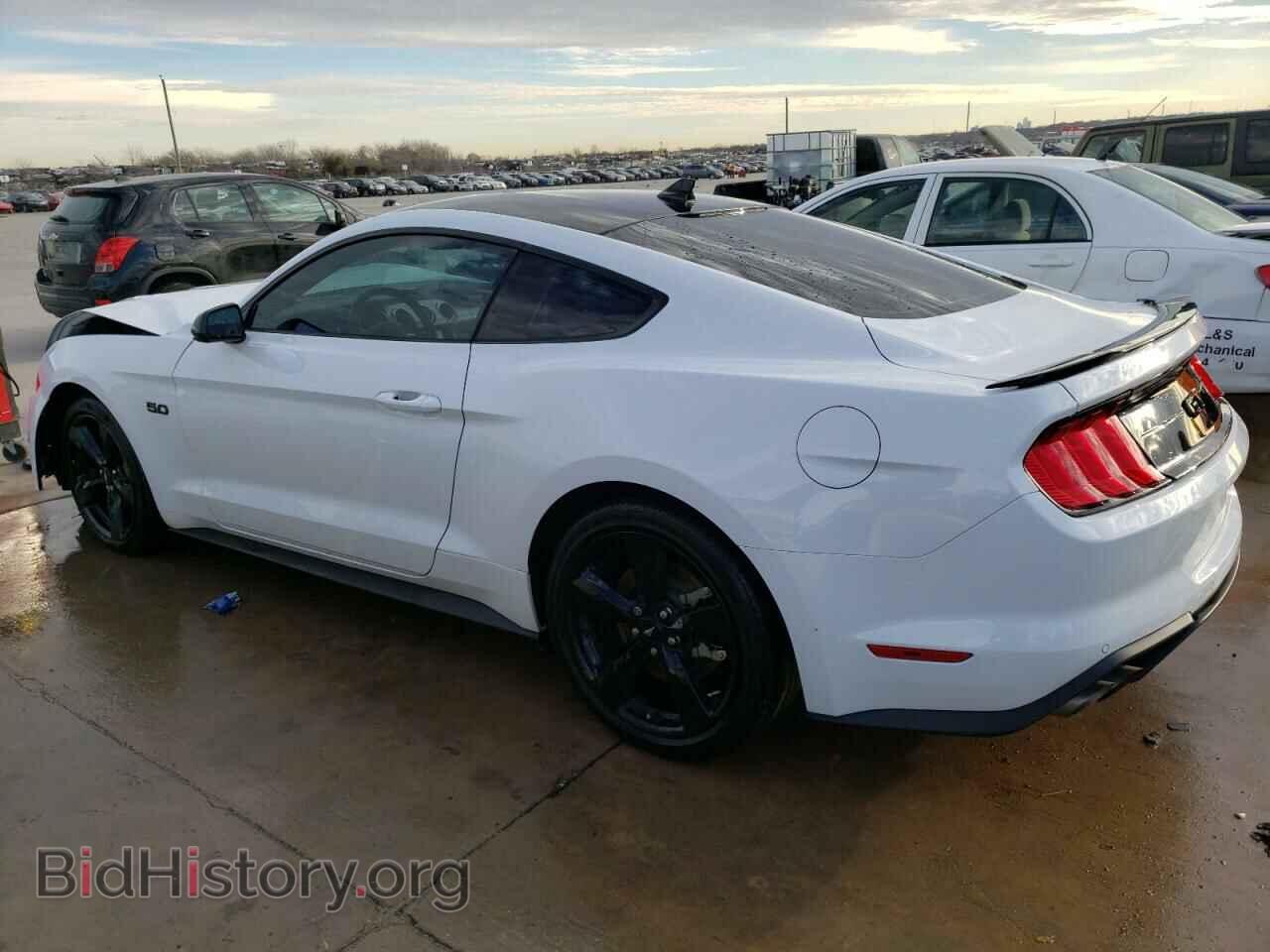 2021 FORD MUSTANG - VIN: 1FA6P8CF1M5141579 - Фото 2