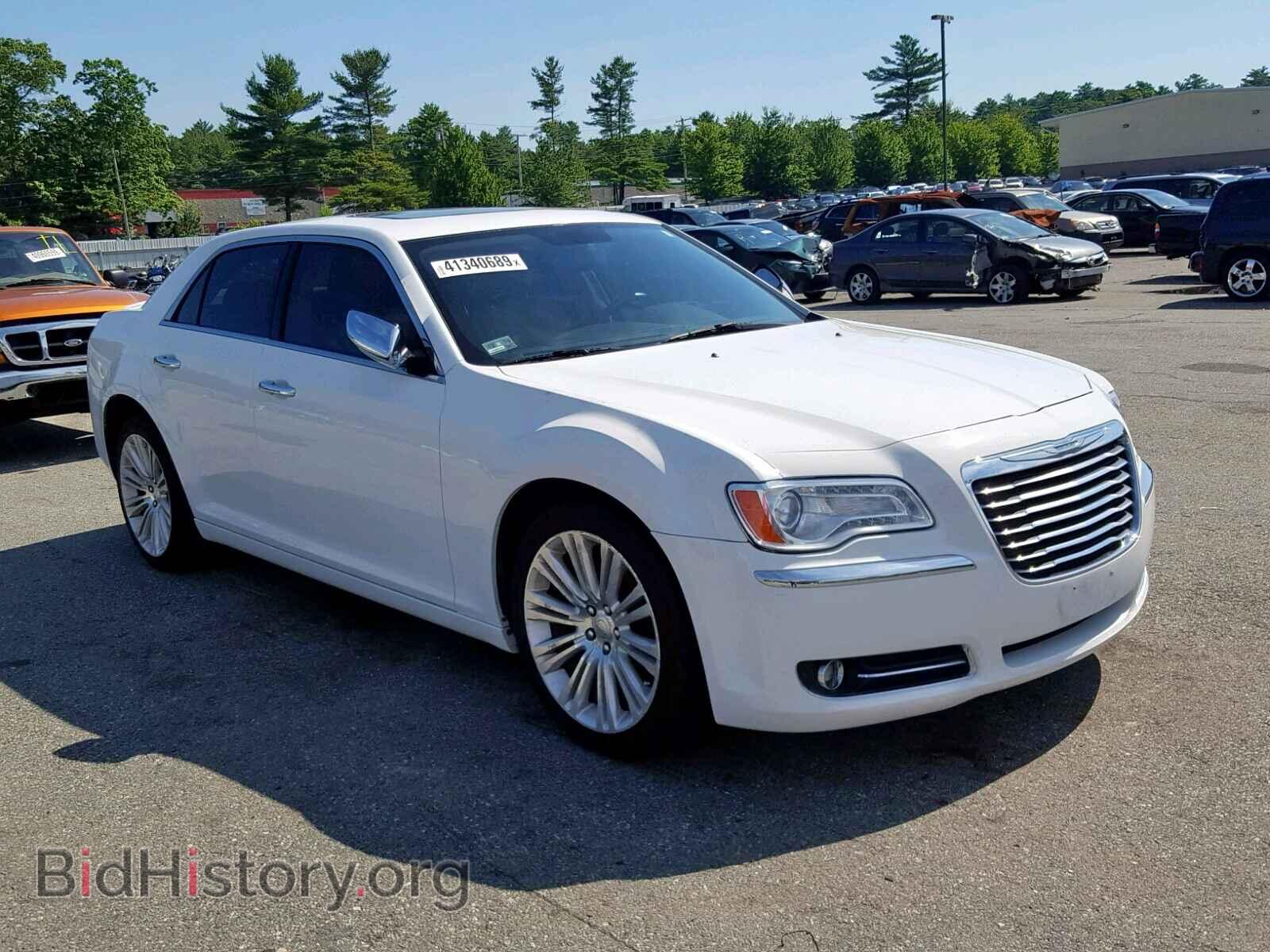 Фотография 2C3CCACG5CH210634 - CHRYSLER 300 2012