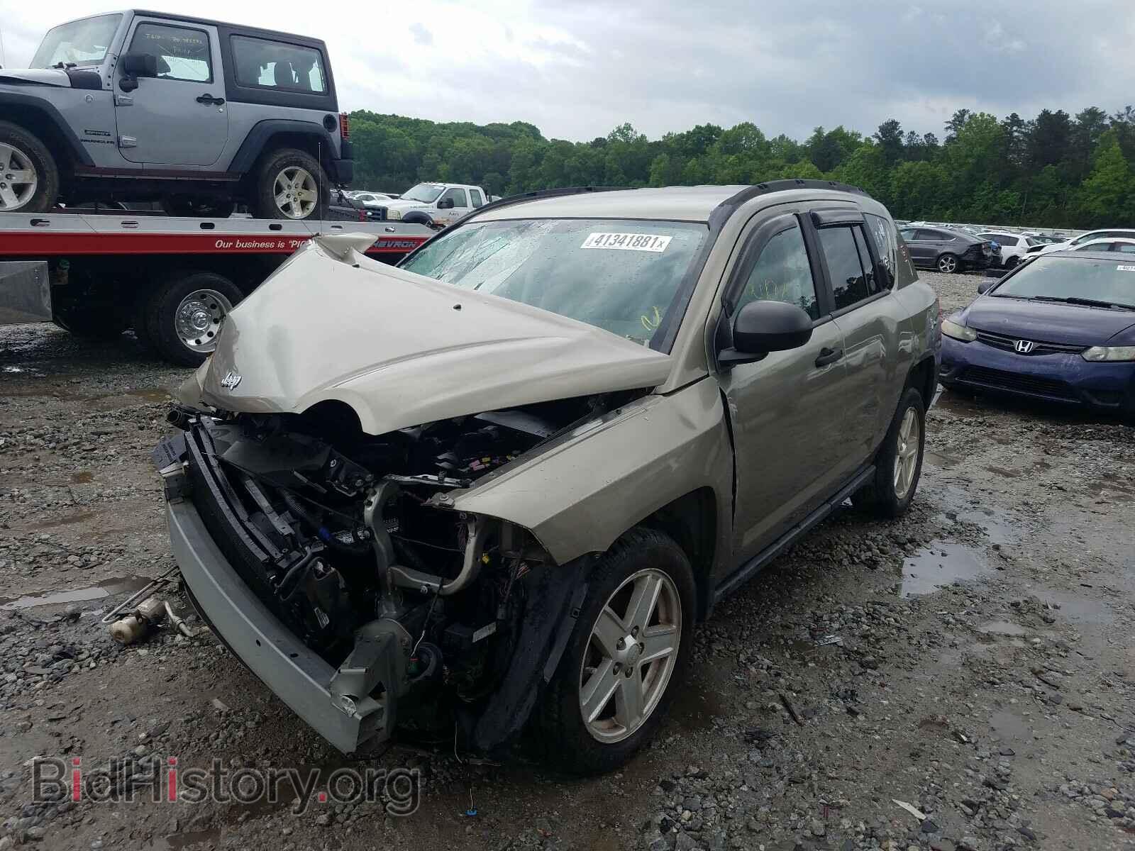 2007 JEEP COMPASS - VIN: 1J8FT47097D298963 - Photo 2