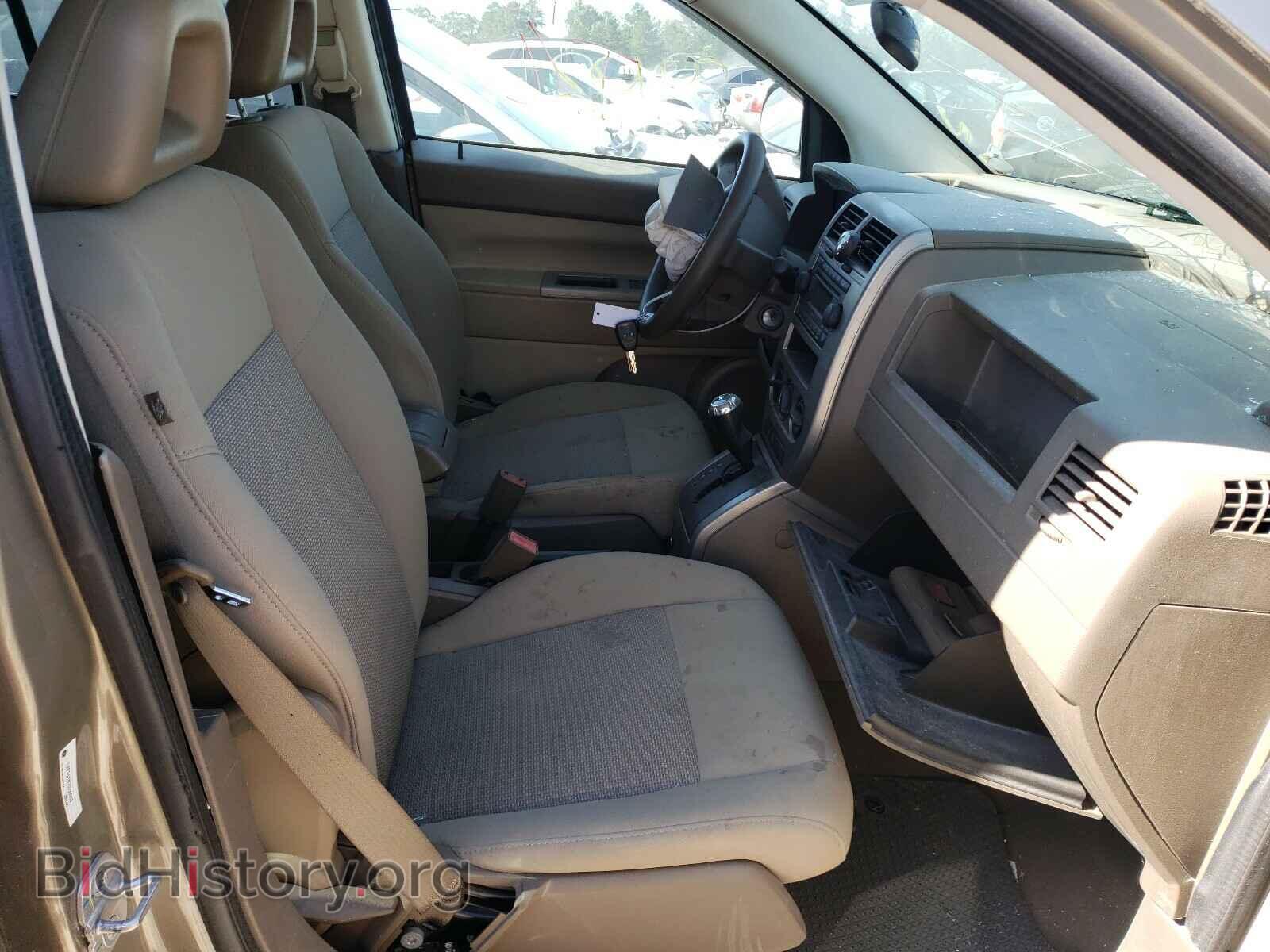 2007 JEEP COMPASS - VIN: 1J8FT47097D298963 - Photo 5