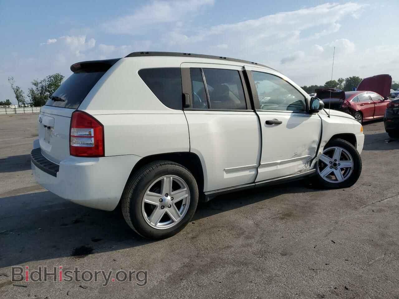 2008 JEEP COMPASS - VIN: 1J8FT470X8D789267 - Фото 3
