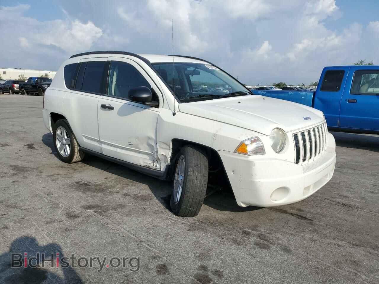 2008 JEEP COMPASS - VIN: 1J8FT470X8D789267 - Фото 4