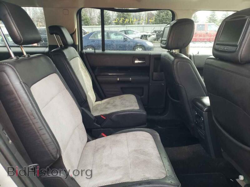 2011 Ford FLEX (VIN 2FMHK6DC2BBD17277) — фото 6 из 10