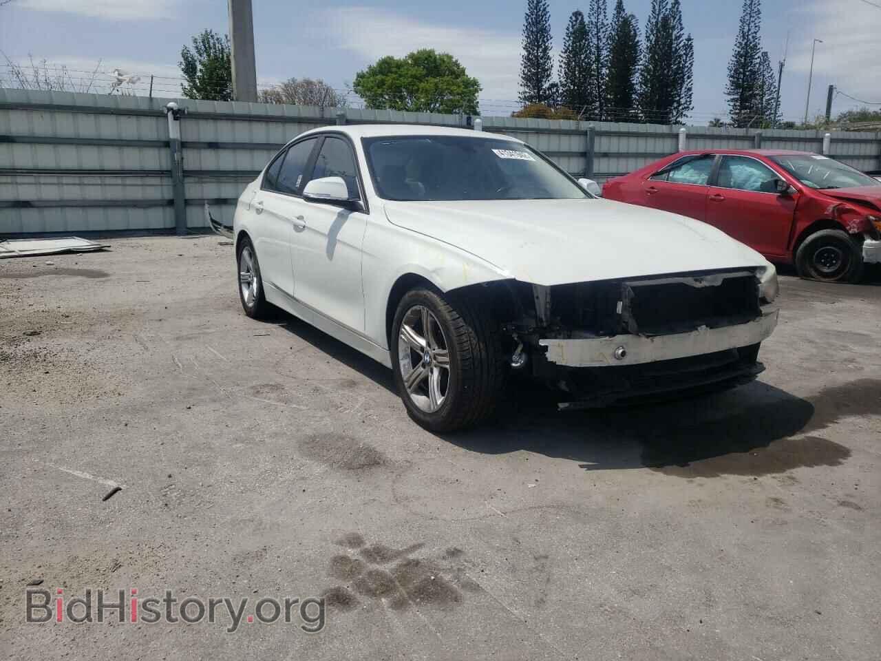 Photo WBA3A5C52DJ461065 - BMW 3 SERIES 2013