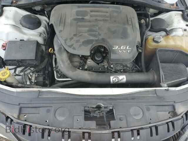 2014 CHRYSLER 300 - VIN: 2C3CCABG9EH228901 - Фото 11