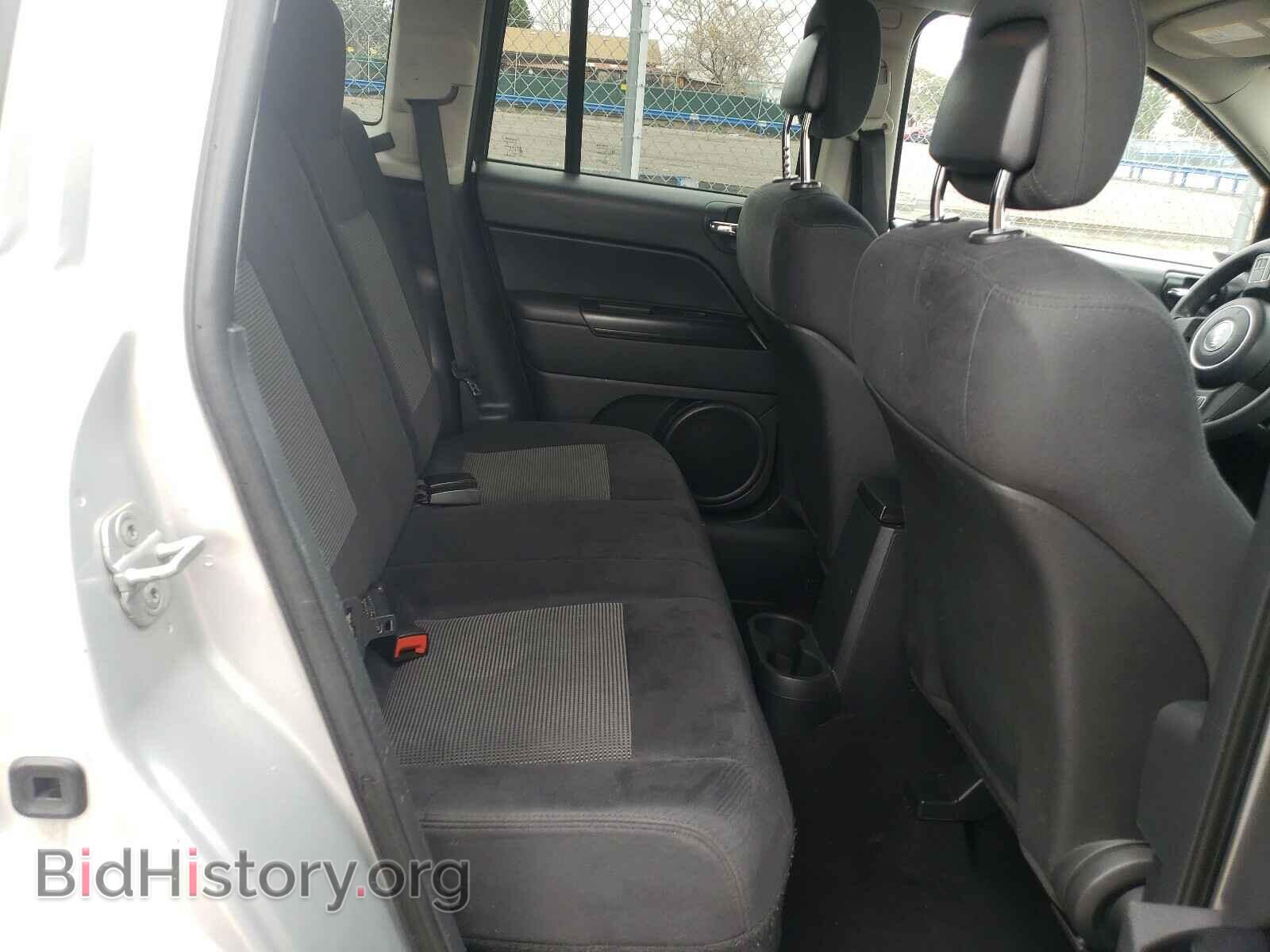 2011 JEEP COMPASS - VIN: 1J4NF1FB3BD264838 - Photo 6