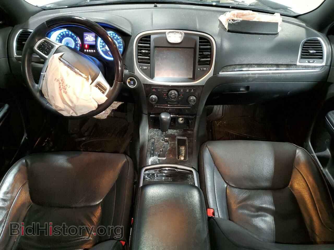 2011 CHRYSLER 300 - VIN: 2C3CA6CT4BH592735 - Фото 8