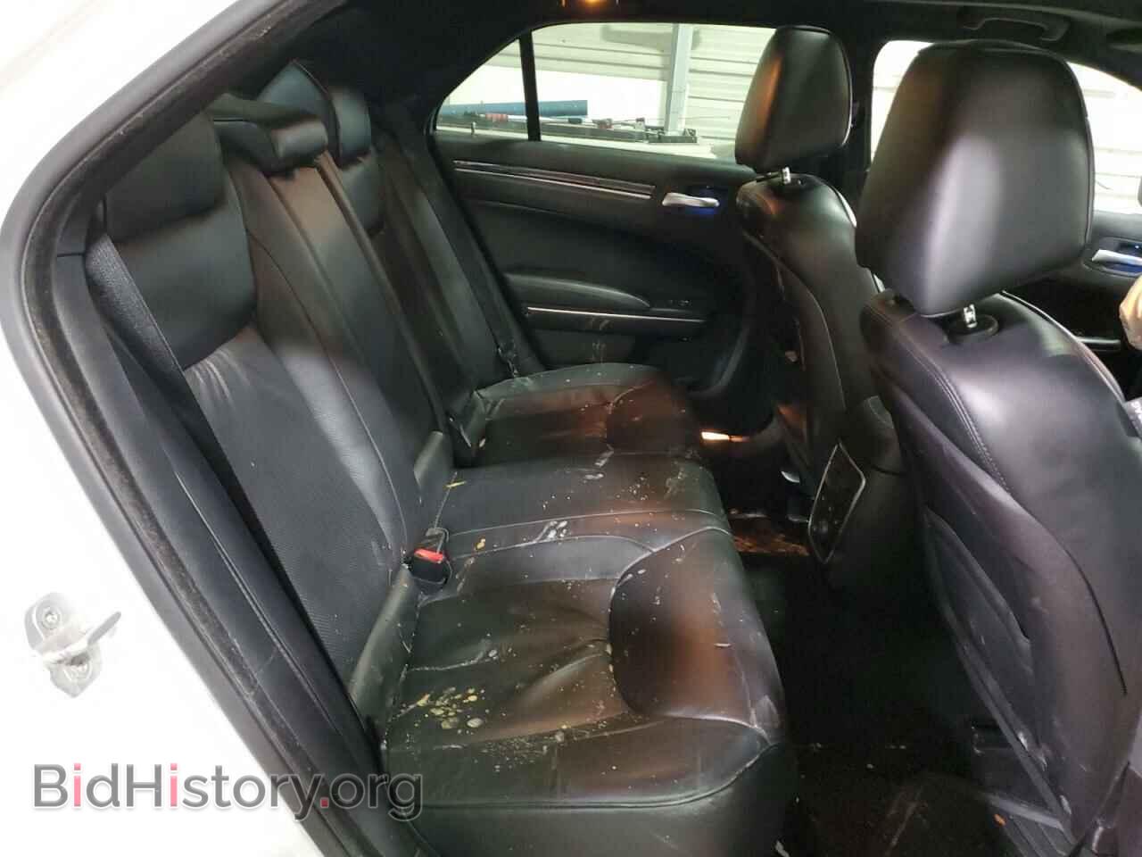 2011 CHRYSLER 300 - VIN: 2C3CA6CT4BH592735 - Фото 10