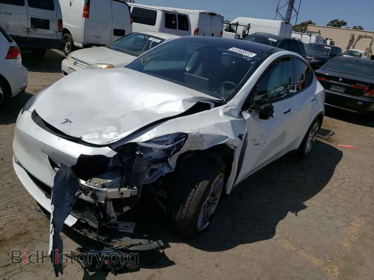 2020 TESLA MODEL Y - VIN: 5YJYGDEE3LF054361 - Фото 2