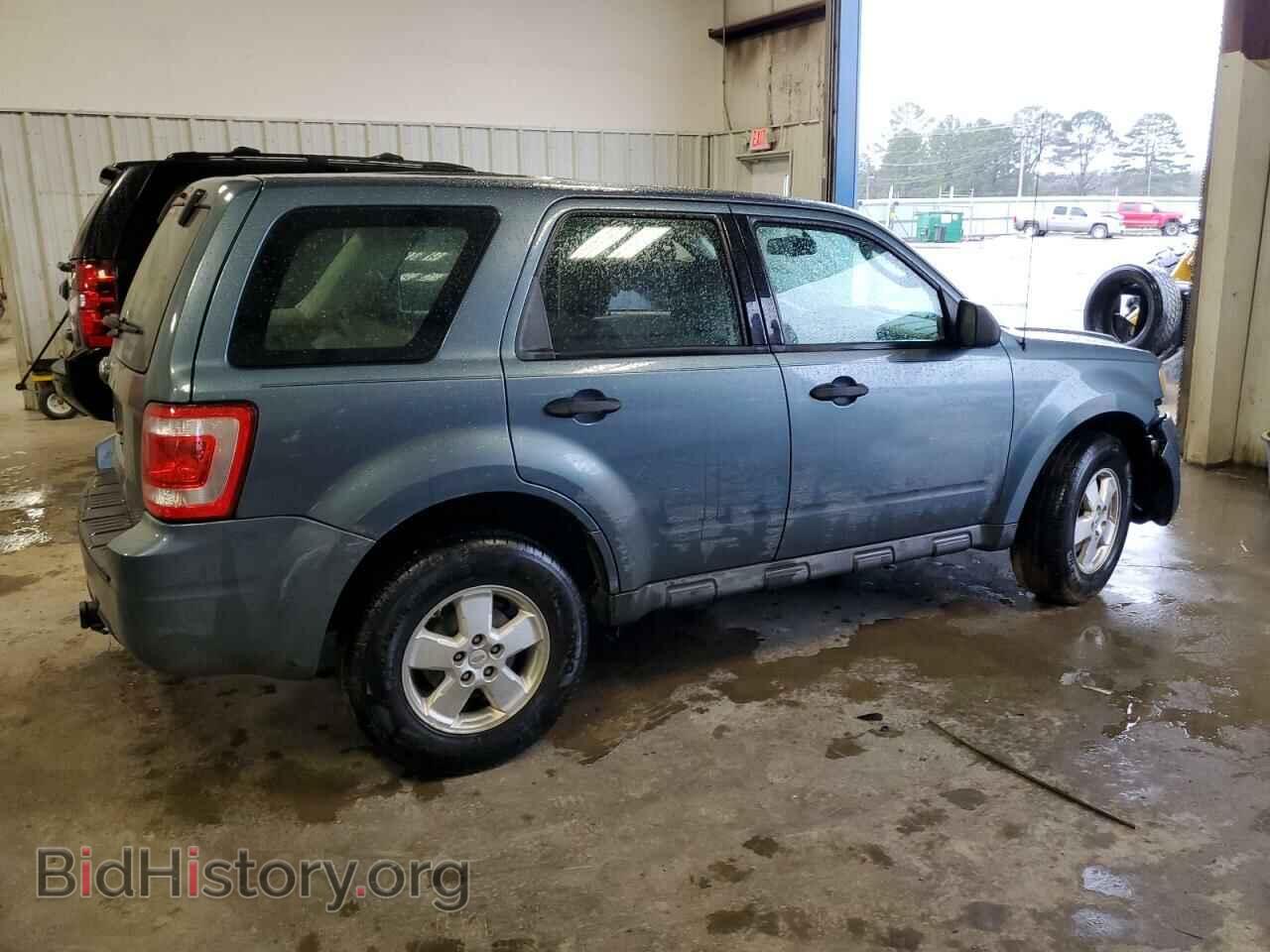 2011 FORD ESCAPE - VIN: 1FMCU0C70BKC20929 - Фото 3