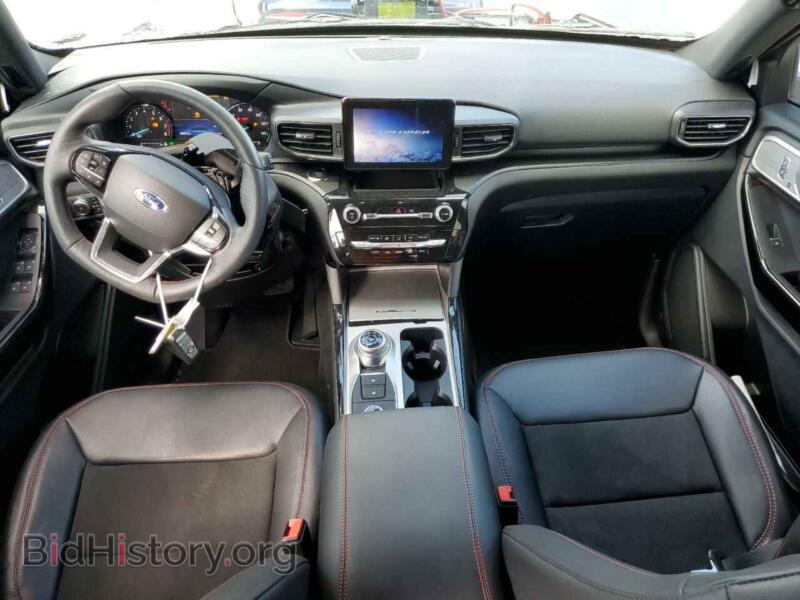 2022 Ford EXPLORER (VIN 1FMSK8KH9NGA28149) — photo 8 of 14