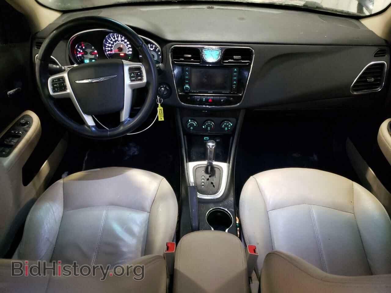 2011 CHRYSLER 200 - VIN: 1C3BC2FG5BN582591 - Фото 8