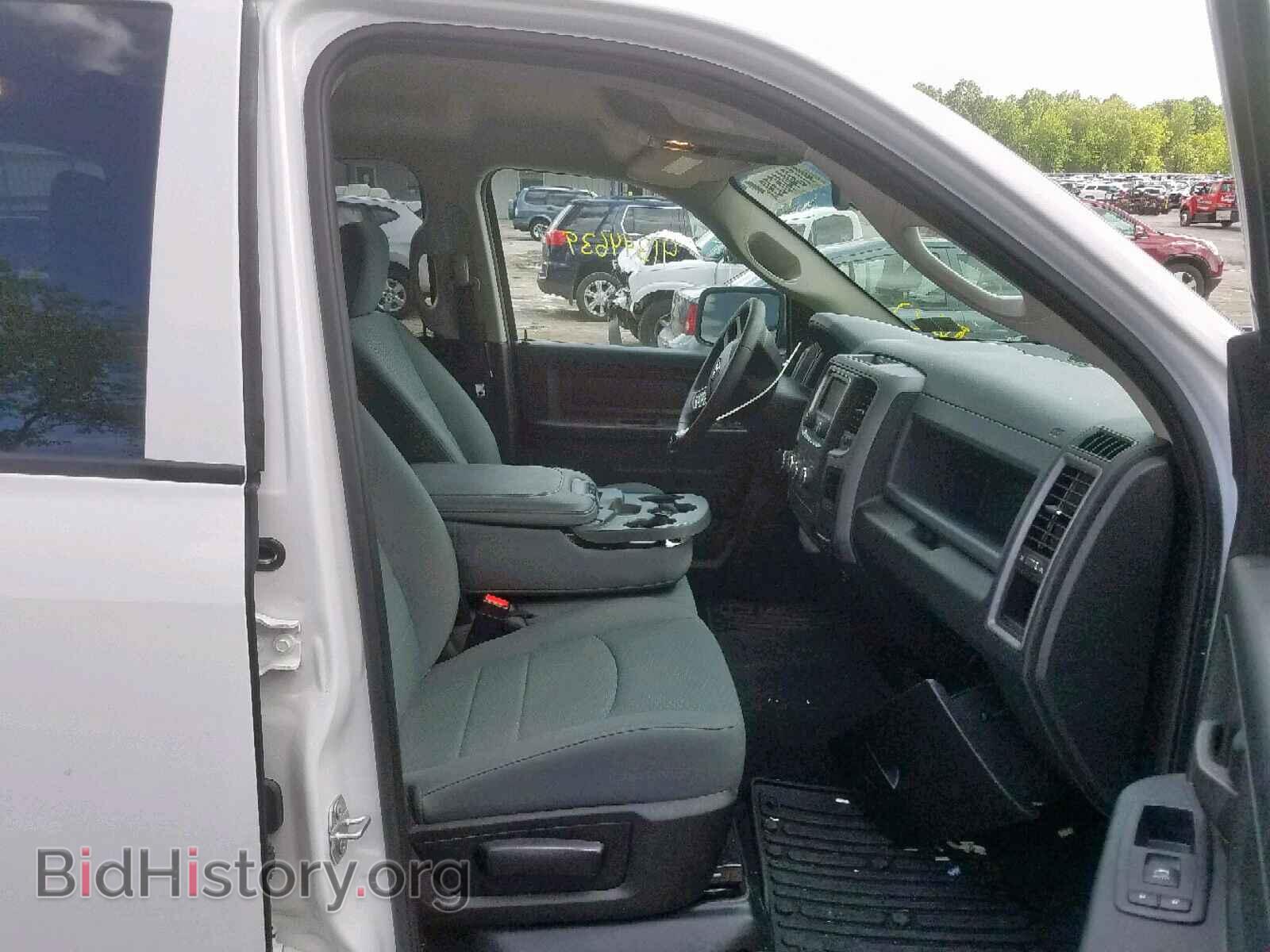 2018 RAM 1500 ST - VIN: 1C6RR7FT4JS328106 - Фото 5