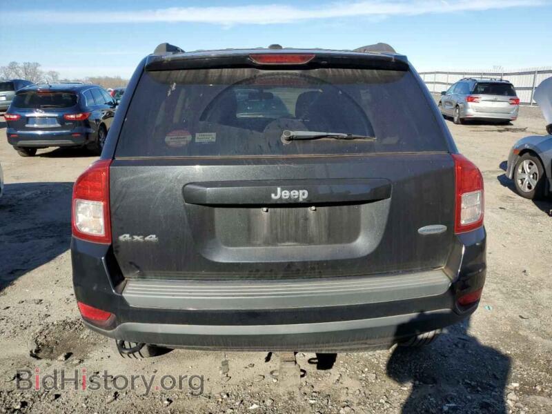 2011 Jeep COMPASS (VIN 1J4NF1FB2BD154265) — фото 6 из 12