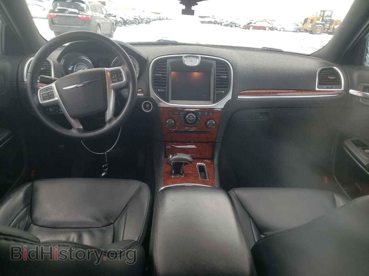 2014 CHRYSLER 300 - VIN: 2C3CCARG9EH140923 - Фото 8