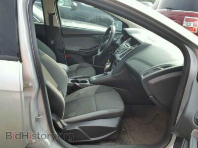 2012 Ford FOCUS Focus SE, серебристый — VIN 1FAHP3F29CL186333, Copart