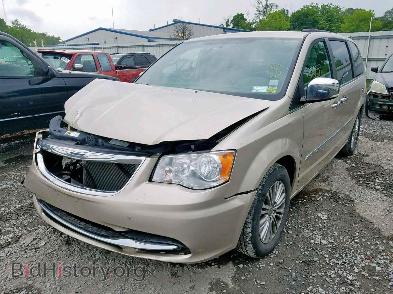 2013 CHRYSLER TOWN & COU - VIN: 2C4RC1CG1DR660136 - Фото 2