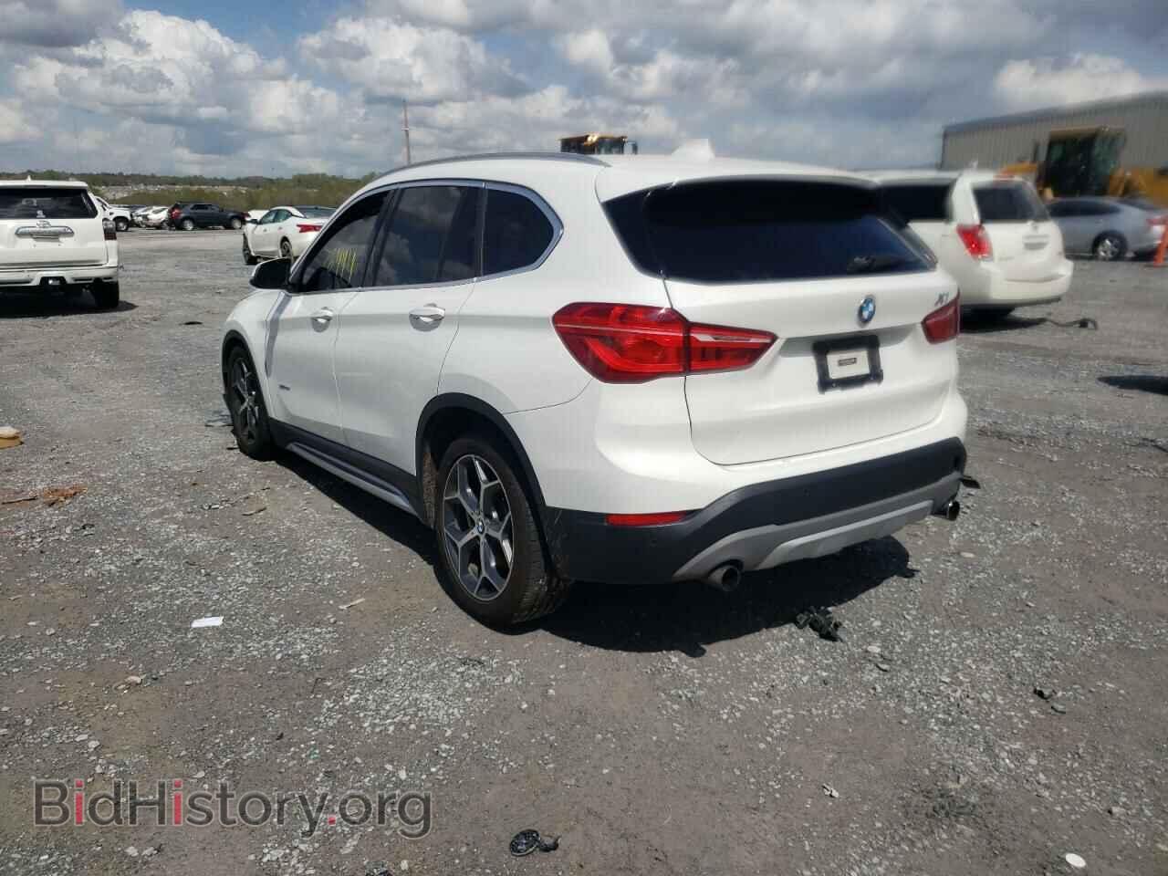 2016 BMW X1 - VIN: WBXHT3C35G5E49985 - Фото 3
