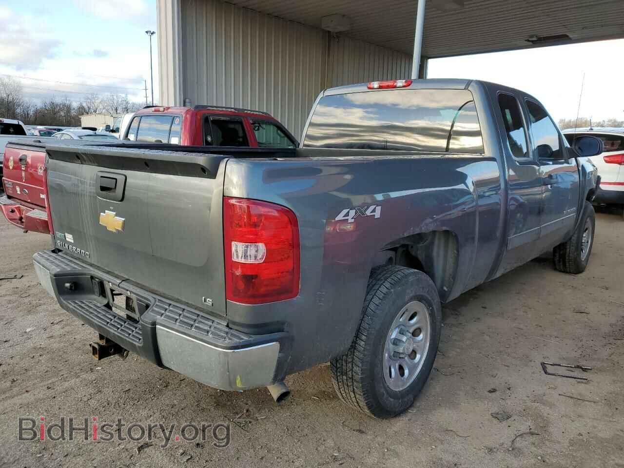 2011 CHEVROLET SILVERADO - VIN: 1GCRKREA6BZ279752 - Фото 3