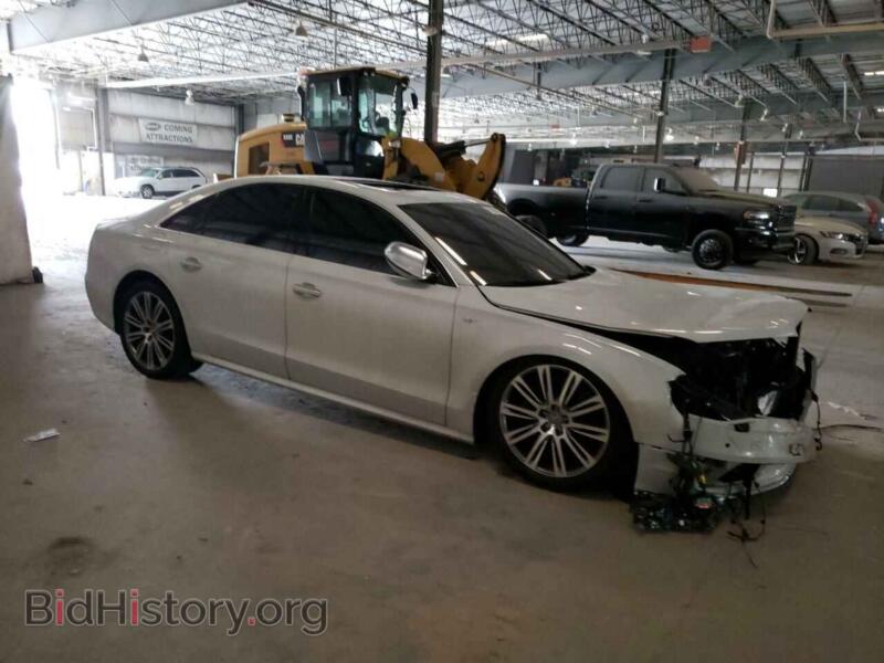 2014 Audi S8 (VIN WAUD2AFD9EN011582) — photo 4 of 13