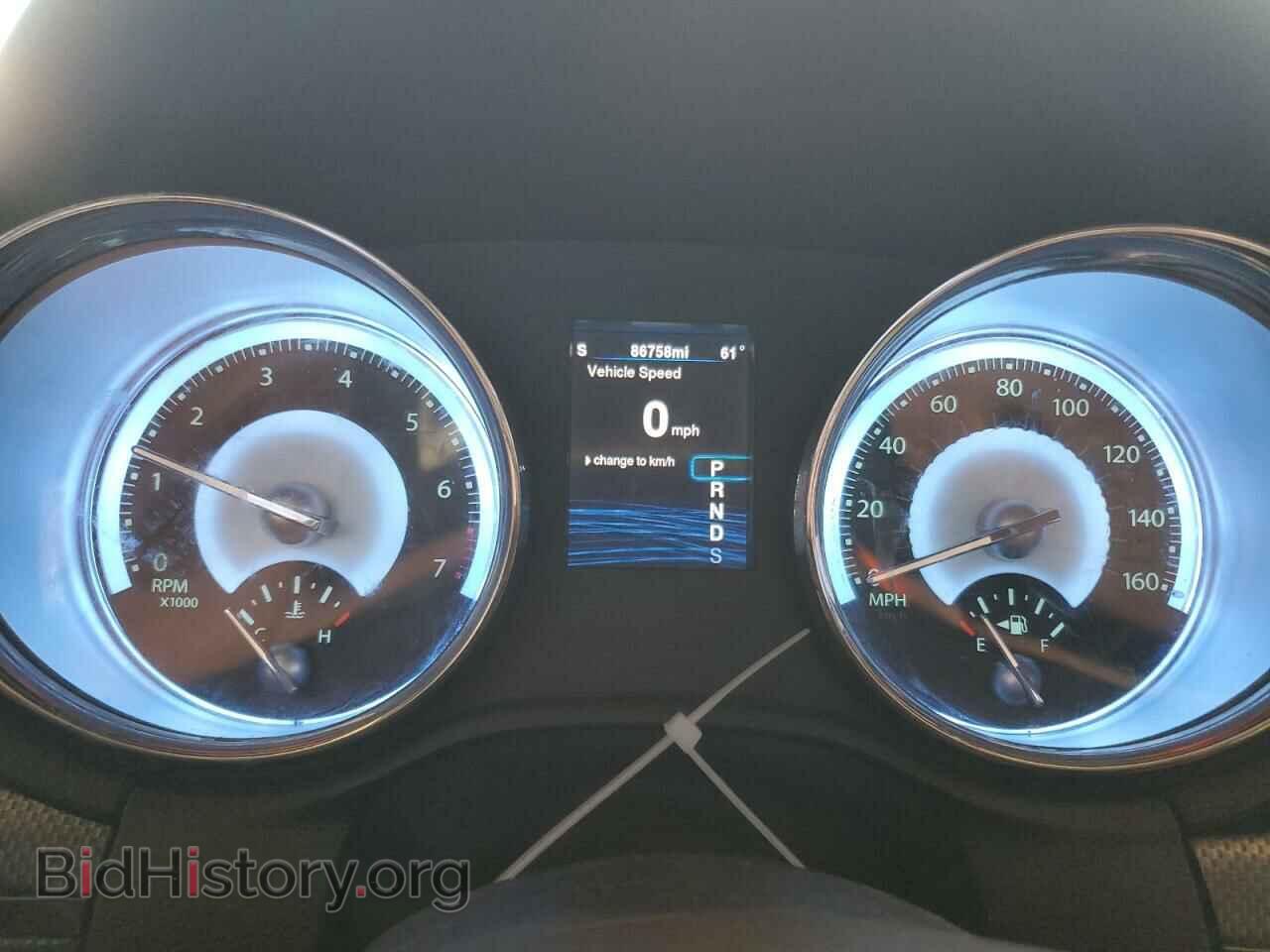 2014 CHRYSLER 300 - VIN: 2C3CCABG5EH375216 - Фото 9