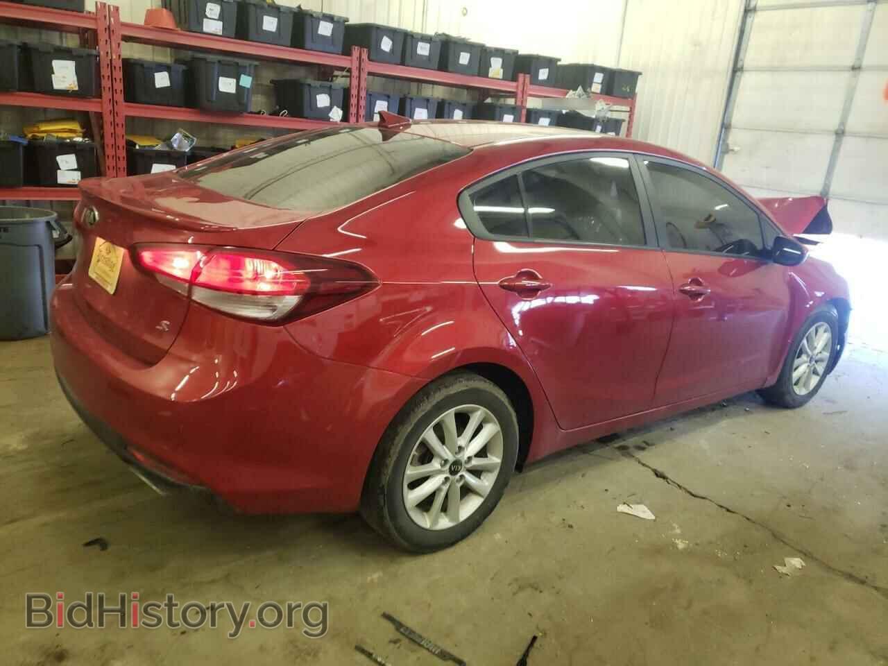 2017 KIA FORTE - VIN: 3KPFL4A78HE033142 - Фото 3