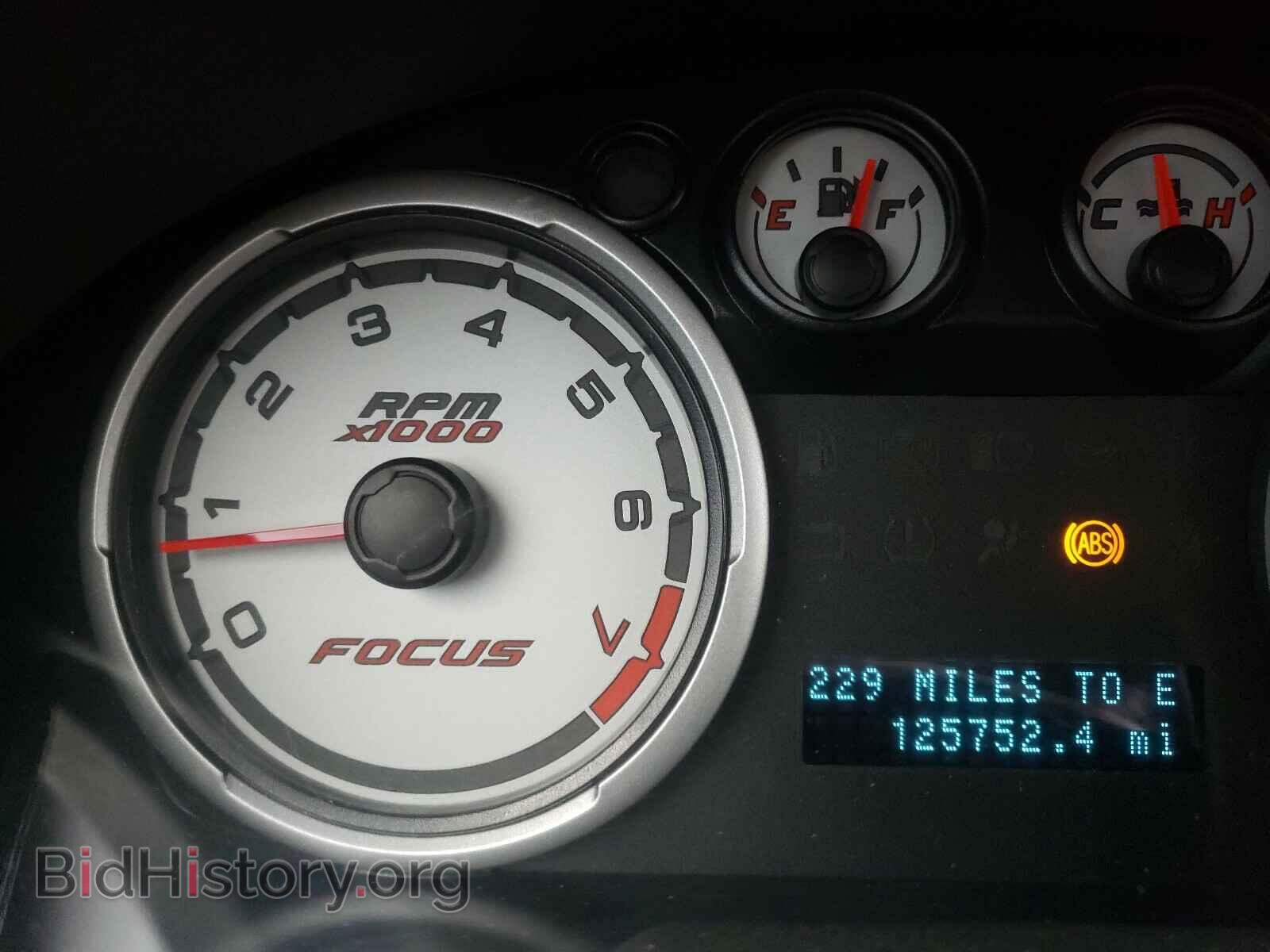 2011 FORD FOCUS - VIN: 1FAHP3FN2BW130256 - Photo 8