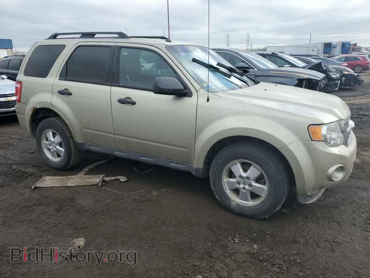 2011 FORD ESCAPE - VIN: 1FMCU0D73BKB12416 - Фото 4